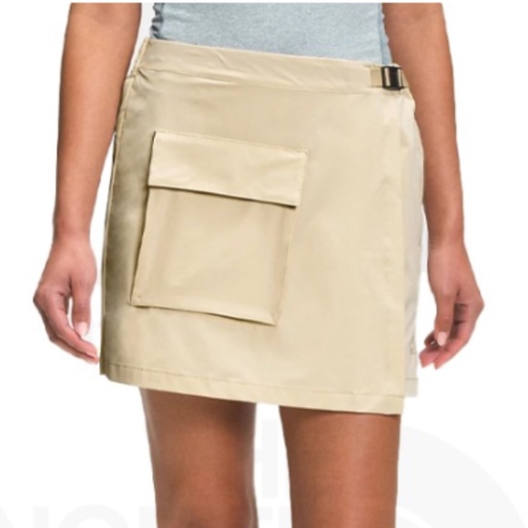 the North Face Women Paramount Skort - Picture 1 of 8